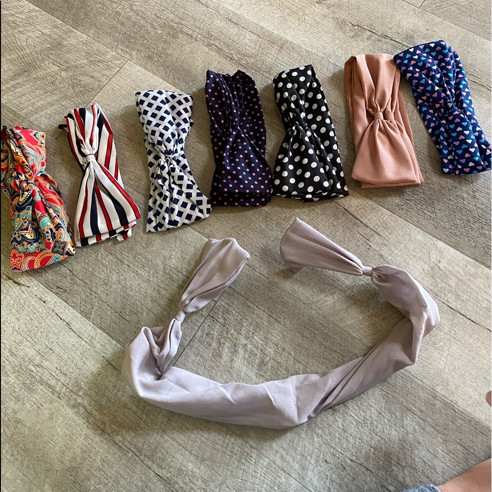 pack of wired headbands